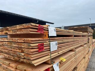 Ca. 112x Douglas Dubbele Rhombus, 25x137mm, lengte 400cm